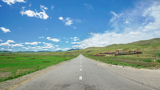 蒙古国草原道路图片