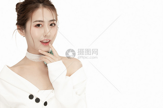 性感俏皮少女创意妆发图片