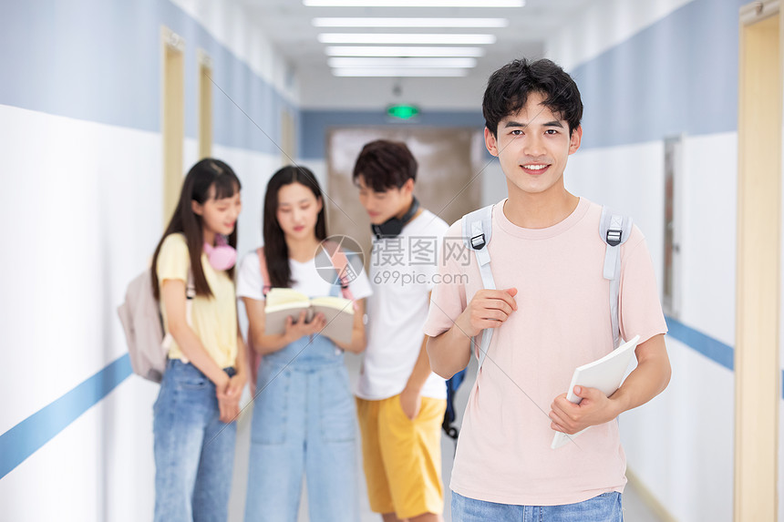 ‘~大学生走廊交流交谈  ~’ 的图片