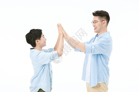 父子对饮图片_父子对饮素材图片大全_摄图网