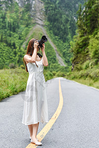 女生拍摄风景美女旅行相机拍照背景