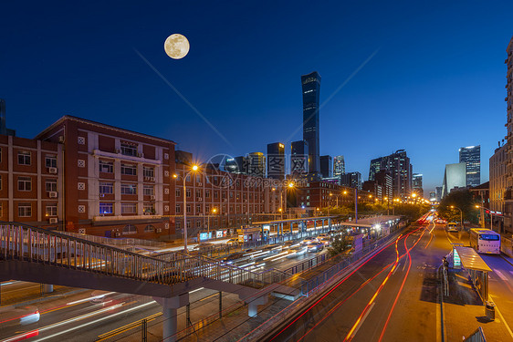 中秋节的北京国贸大厦图片