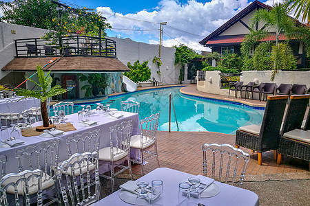 泰国普吉岛度假村户外泳池餐厅图片