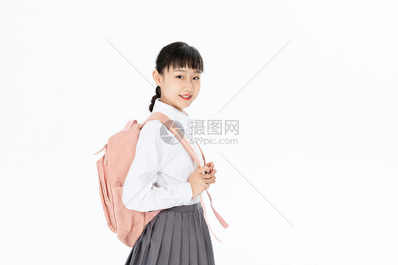 背着书包的中学生图片