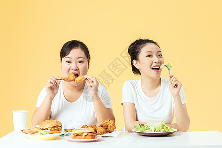 胖瘦姐妹开心美食图片
