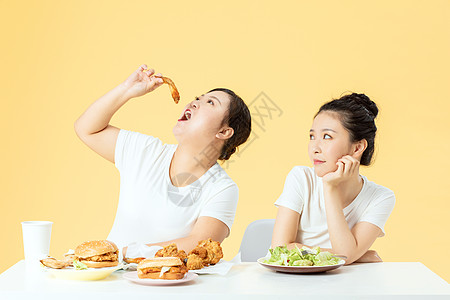 和胖闺蜜素材胖女孩暴饮暴食背景