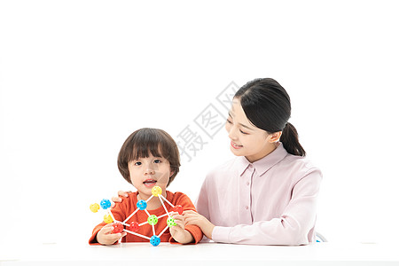 儿童幼教玩智力串珠图片