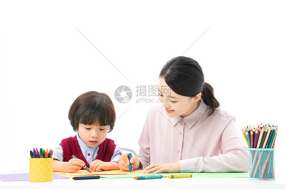 儿童幼教老师带学生画画图片