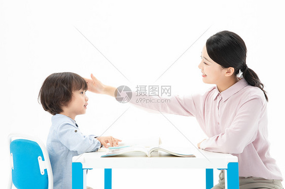 儿童幼教辅导学生学习图片