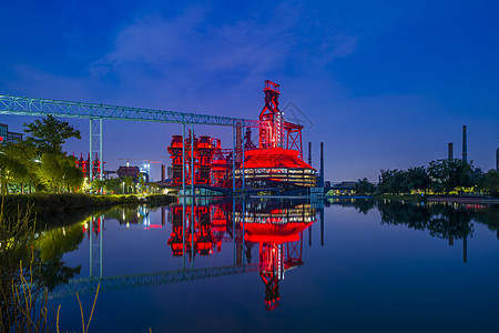 北京首都钢铁遗址夜景风光高清图片