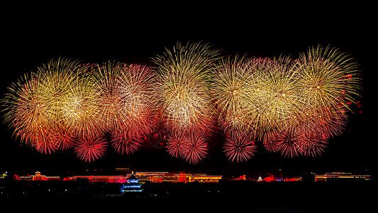 国庆节北京天坛的烟花背景