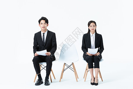 正在面试人物图片