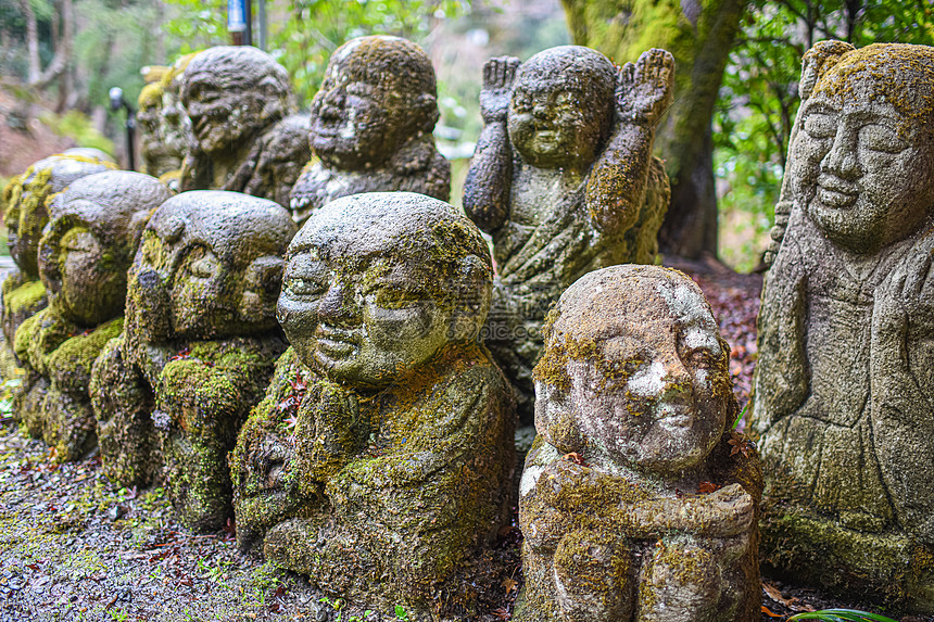 日本岚山念弘寺小和尚石刻图片