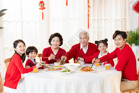 春节新年一家人在一起吃年夜饭背景