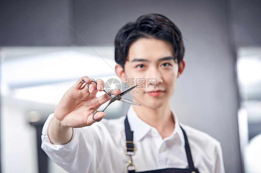 男性理发师高清图片下载-正版图片501431888-摄图网