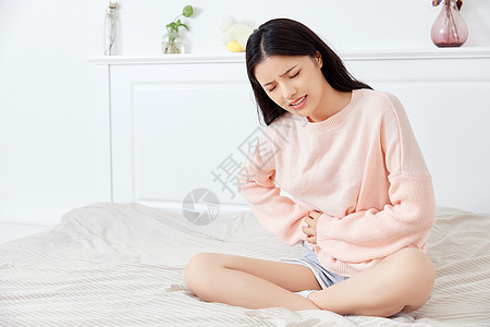年轻女性腹痛高清图片