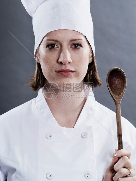 厨师拿着木勺图片
