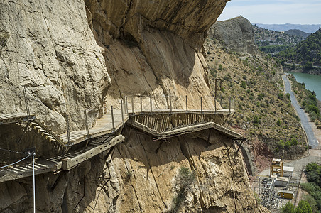 西班牙马拉加El Chorro，Caminito del Ray and Coast的俯视图图片