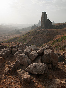 喀麦隆北部即将被侵蚀的Rhumsiki岩图片