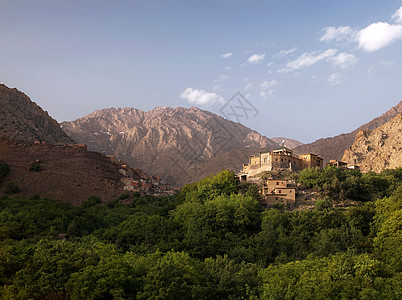摩洛哥图布卡尔国家公园山上的房子图片