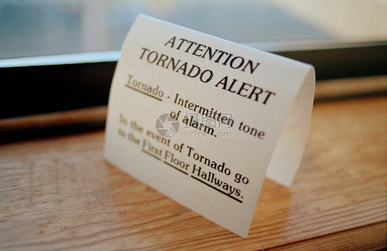 美国俄克拉荷马州龙卷风信息警告标志图片