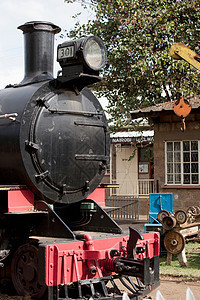 内罗毕铁路博物馆的火车头背景图片