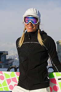 滑雪的女子形象图片