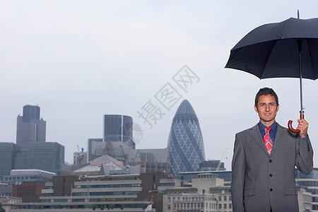 曼恩与雨伞城市景观图片