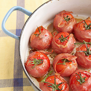 培根包西红柿锅图片