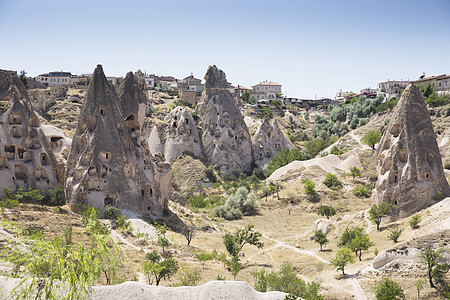 土耳其安纳托利亚卡帕多西亚乌希萨村岩层图片