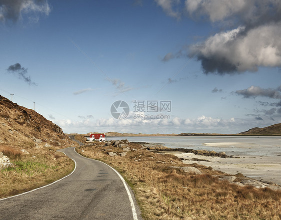 英国苏格兰赫布里底群岛巴拉岛海岸公路蜿蜒图片