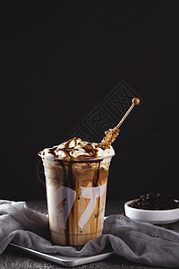 脏脏咖啡咖啡奶油冰饮高清图片