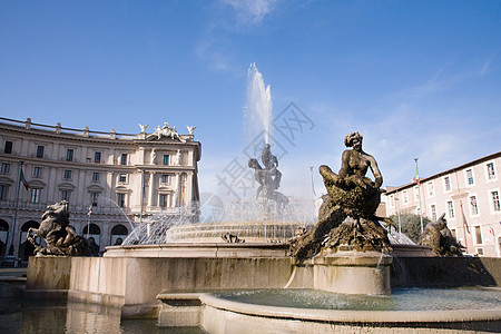 罗马喷泉图片