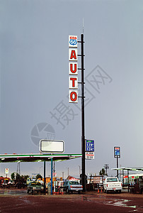 66号公路美国路边的加油站背景
