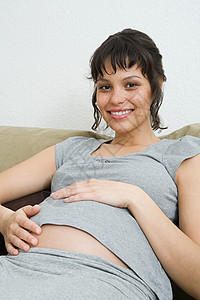 微笑的孕妇图片