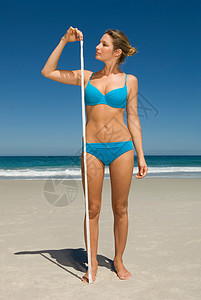 女性测量腰图片