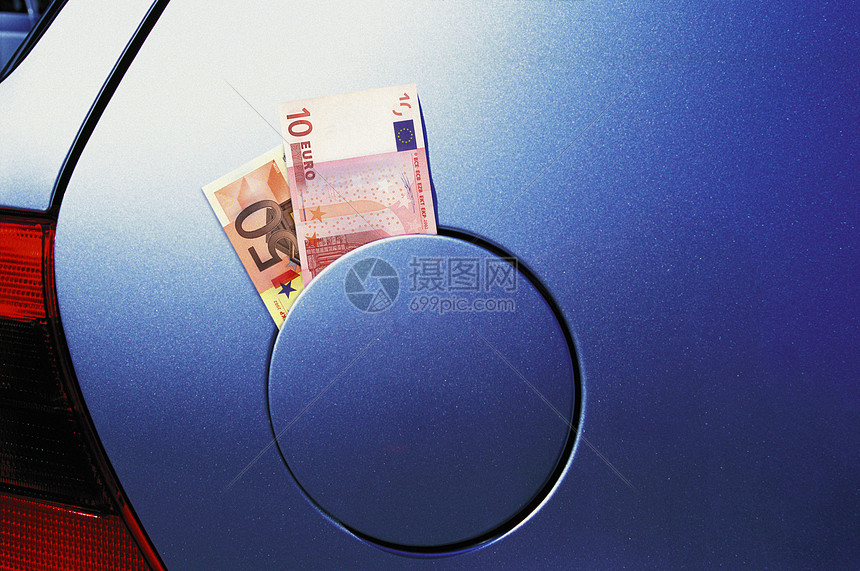 欧元车内燃料上限图片