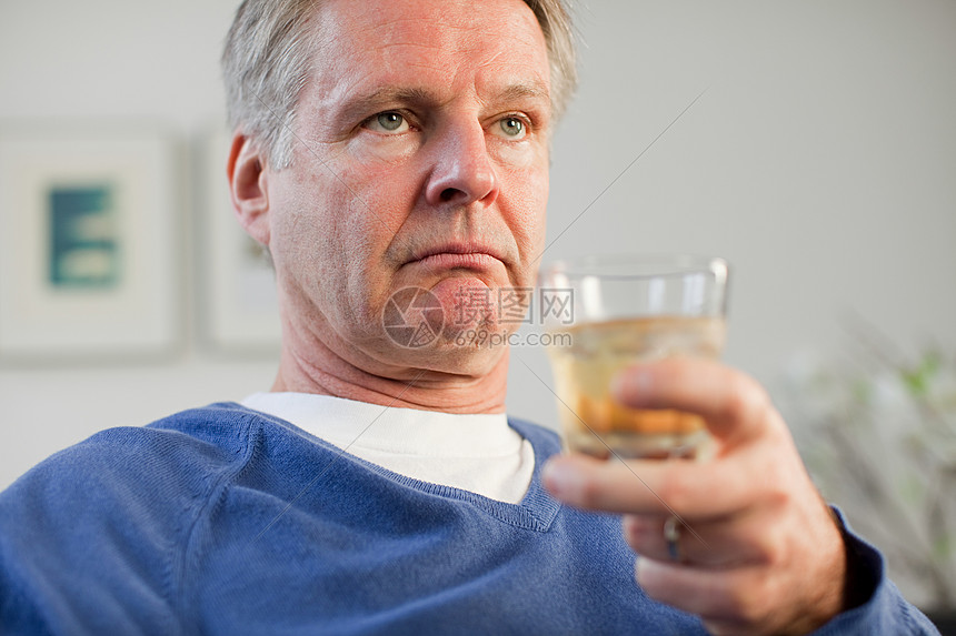 ‘~喝威士忌的男人  ~’ 的图片