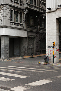 布宜诺斯艾利斯老城的一条街道图片