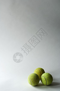 三个网球图片