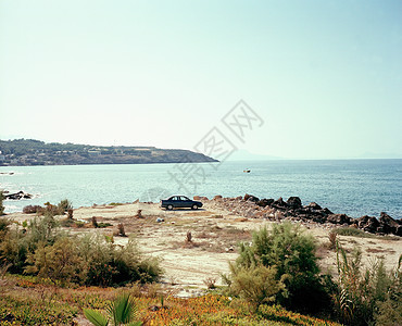 希腊克里特岛，雷奇莫诺海岸的汽车图片