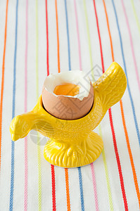 蛋杯煮鸡蛋图片