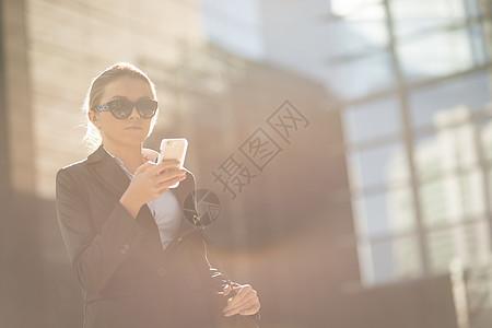 年轻的女商人图片