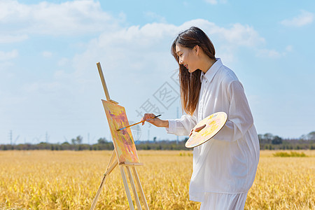 文艺清新美女户外油画写生图片