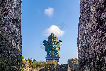 巴厘岛神鹰广场雕像图片