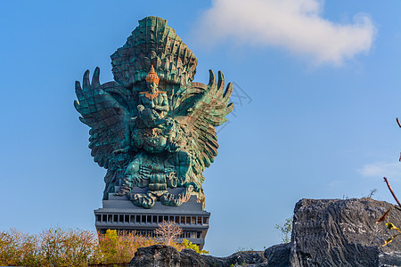 巴厘岛神鹰广场雕像图片