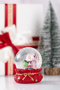 圣诞玻璃雪球图片