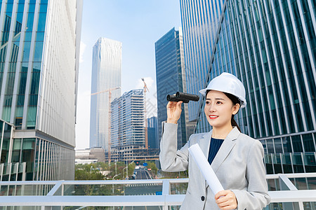 女性建筑工程师美女向远处看图片