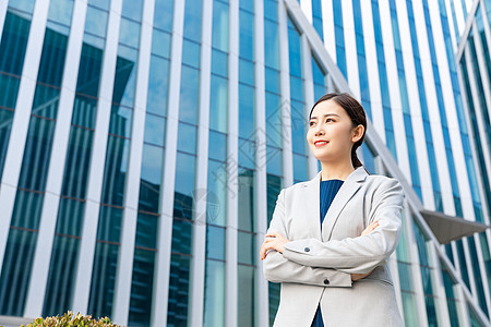 自信的商务白领女性形象图片