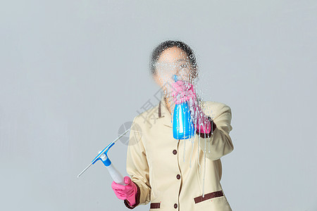 家政服务女性清洁玻璃形象图片